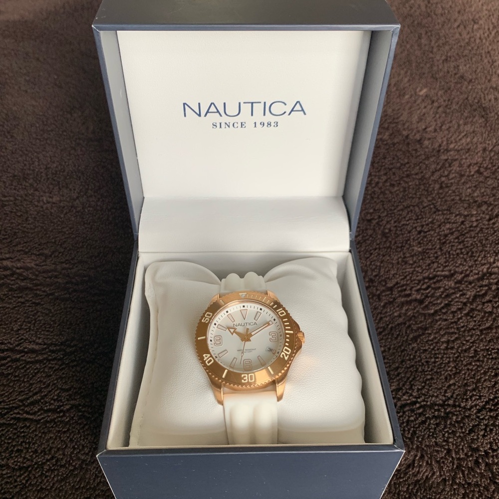 Nautica Unisex White Silicone Watch